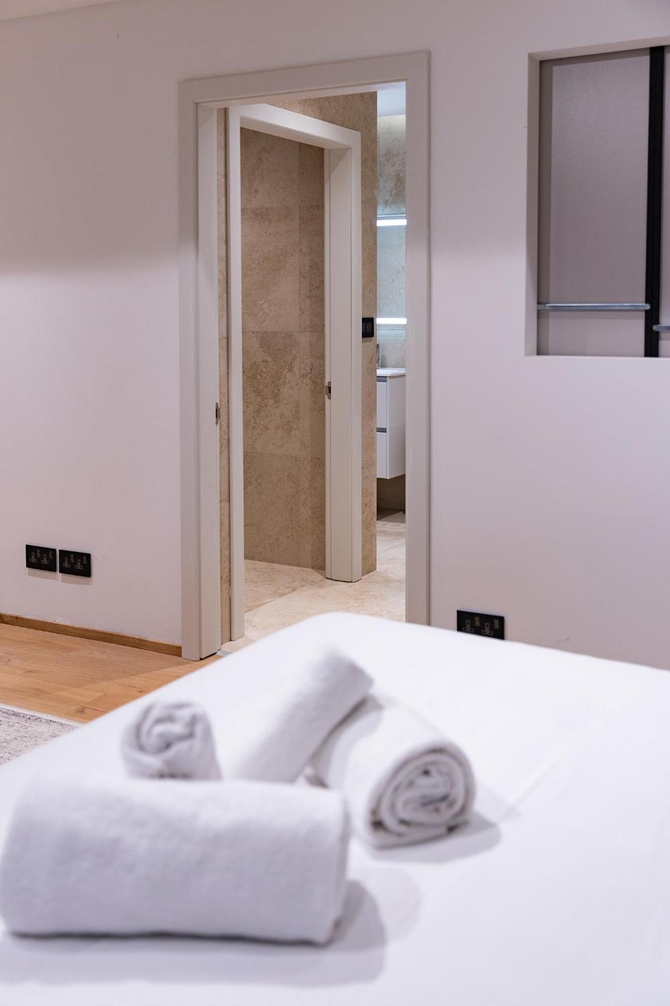 Florette Suite 1Br With Stunning Lounge Terrace By Arcobnb Floriana Kültér fotó